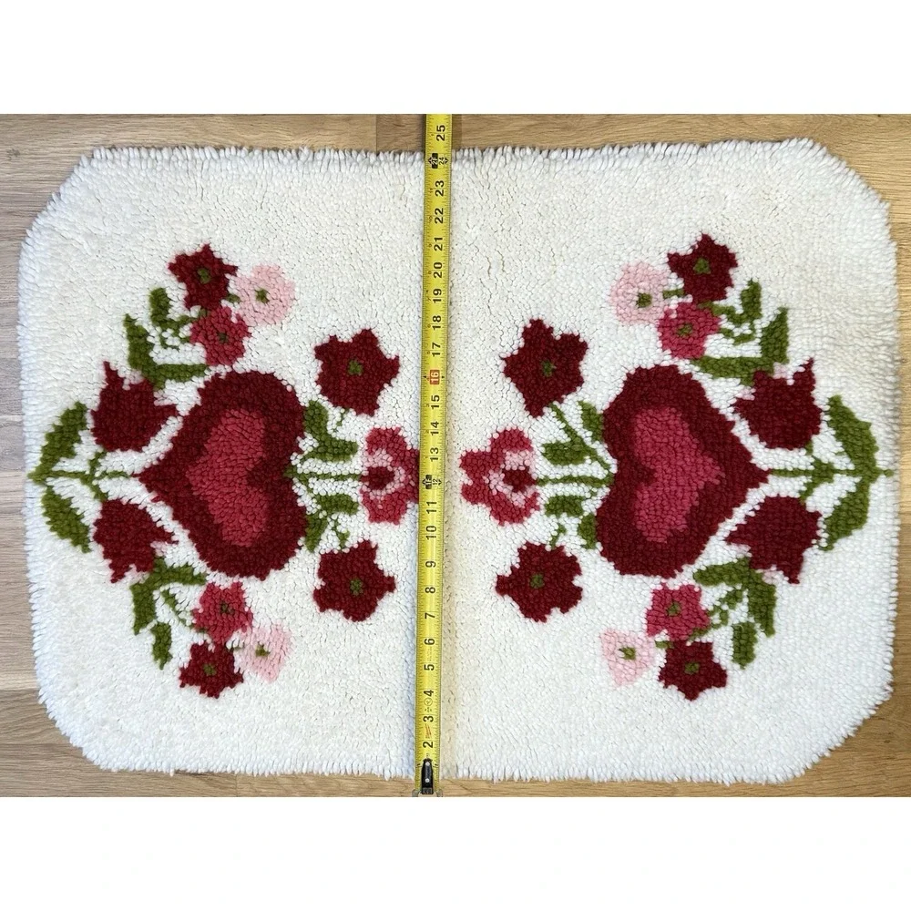 Vintage Floral Tufted Rug Tapestry Latch Hook 70s Boho Handmade Cottagecore